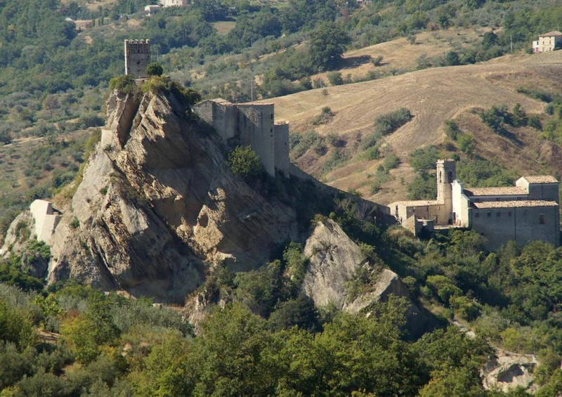 23615 Natur - Burgruine in Italien Puzzle