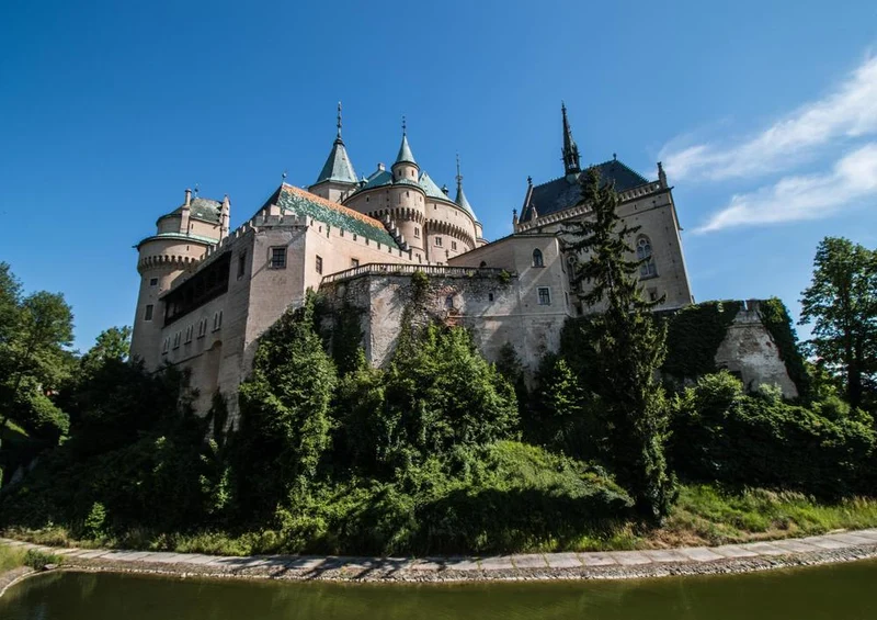 24267 Reisen - Märchenschloss Puzzle