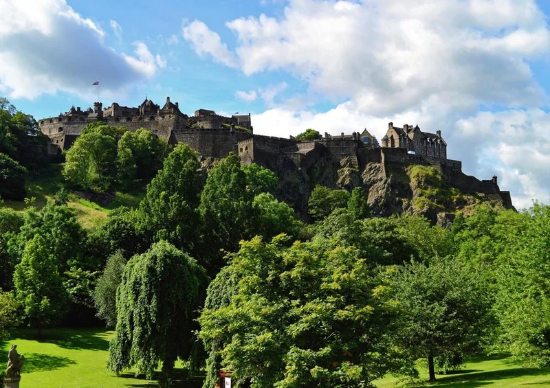 23560 Reisen - Burg in Schottland Puzzle