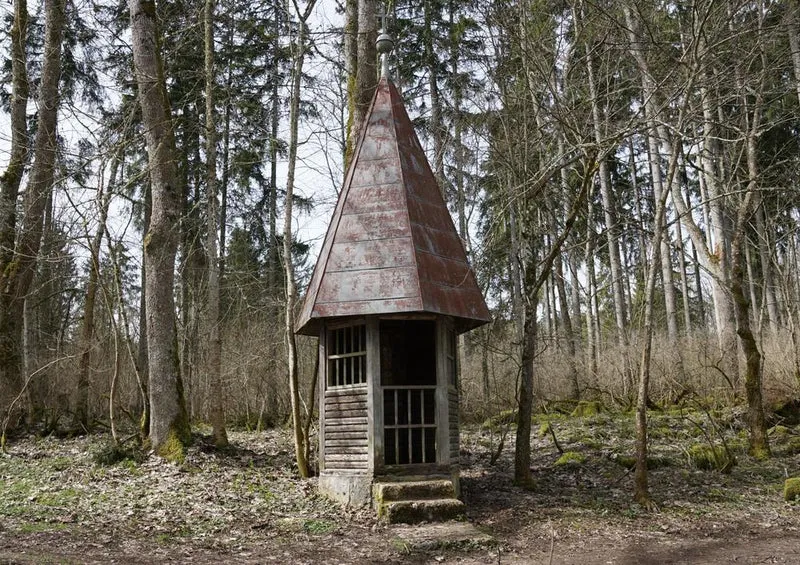21896 Natur - Zwergenhaus im Wald Puzzle