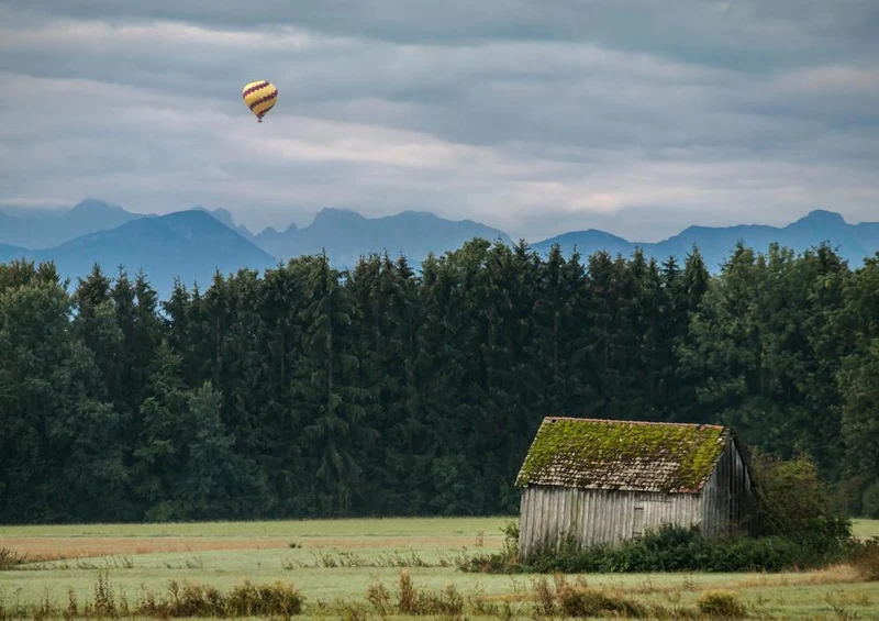 21866 Natur - Ballon über den Bergen Puzzle