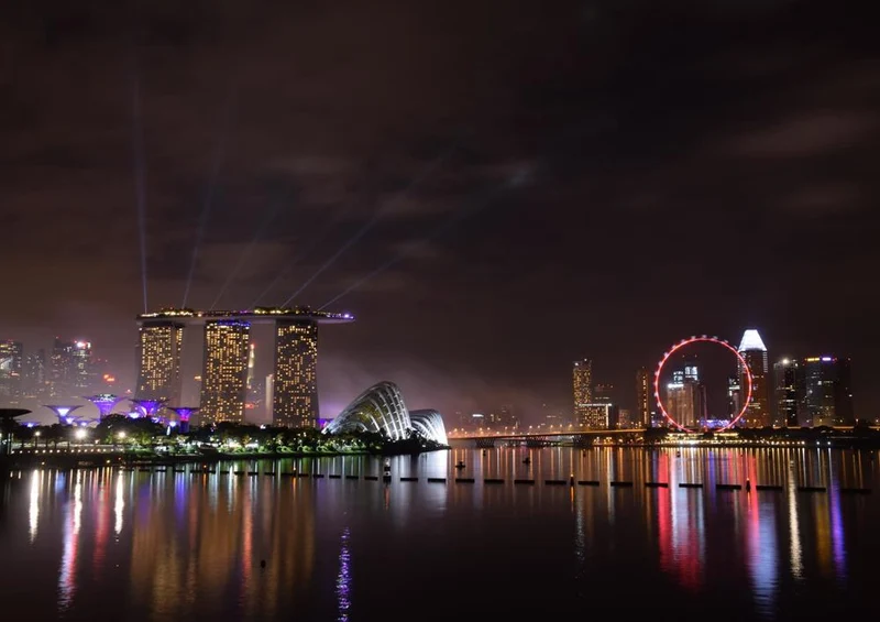 24690 Orte - Singapure bei Nacht Puzzle