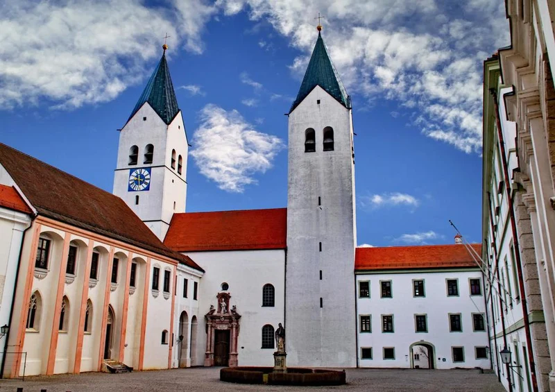 22001 Gebäude - Dom in Freising Puzzle