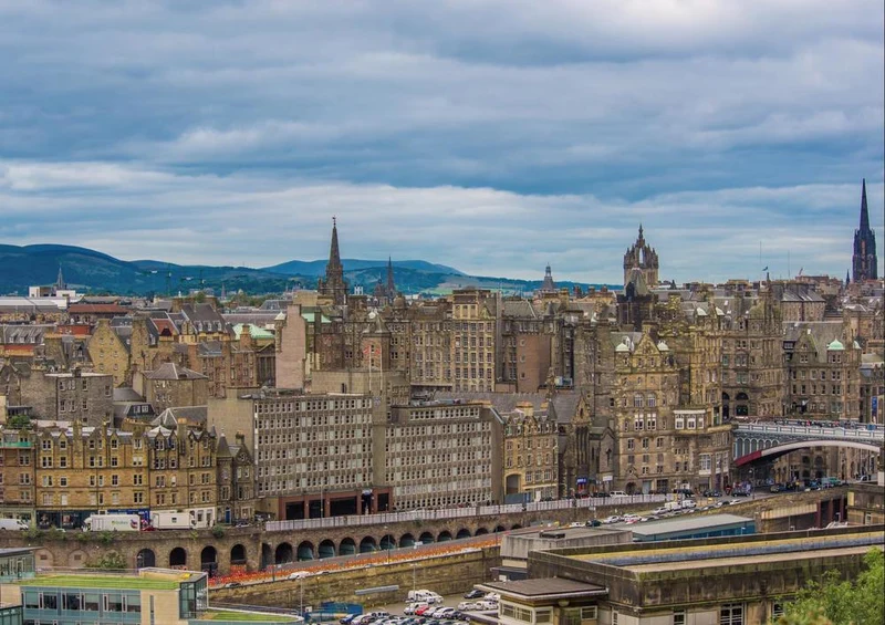 21025 Orte - Edinburgh Puzzle