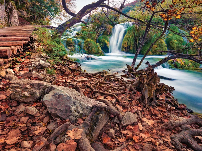 Postcard Collection - Exotic Autumn and Waterfall, Croatia (750pcs)