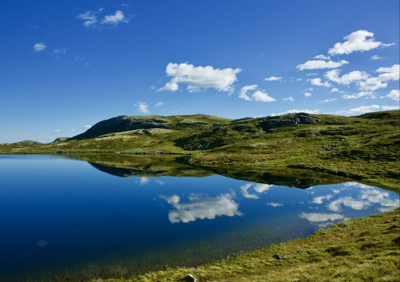44223 Natur - Bergsee Puzzle