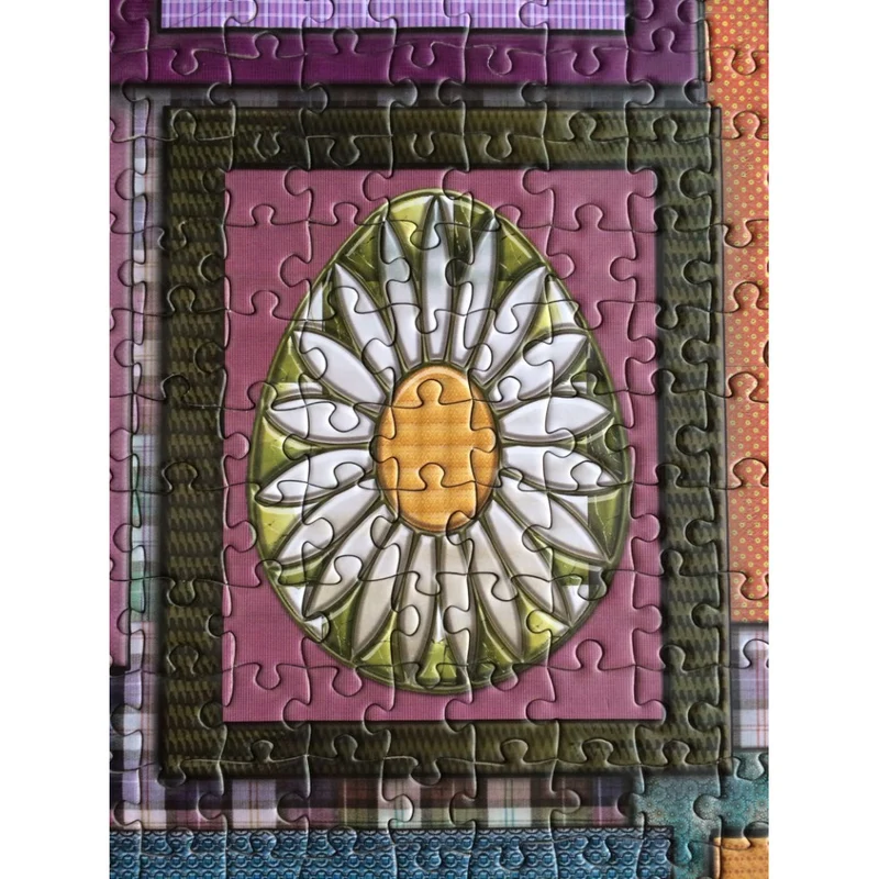Des Oeuf Encadres/ Eggs in Frames