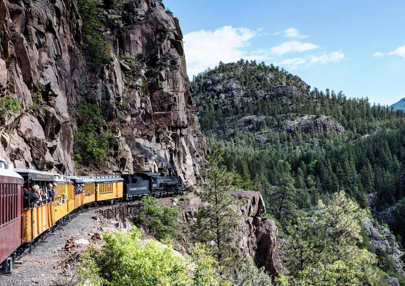19615 Reisen - Durango Silverton Rail Puzzle