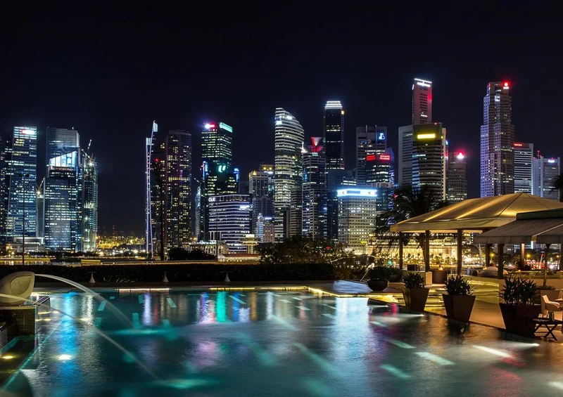18099 Gebäude - Singapure bei Nacht Puzzle