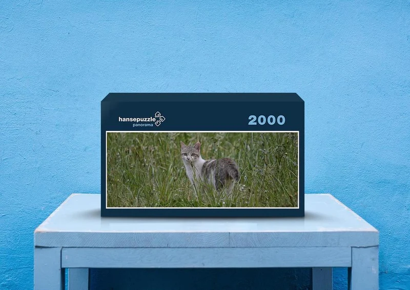 18046 Tierwelt - Katze im Gras Puzzle