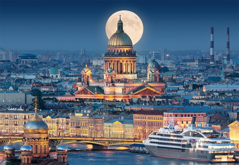 Fullmoon Over St. Isaac's Cathedral