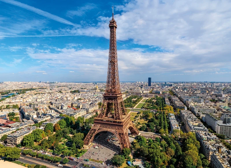 Paris - Virtual Reality (Includes Viewer and App)