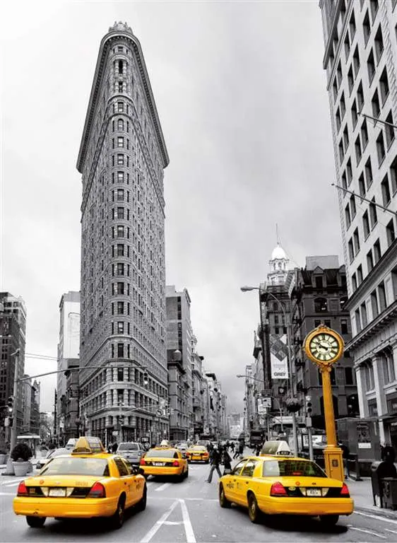 Ravensburger Flatiron Building, New York City